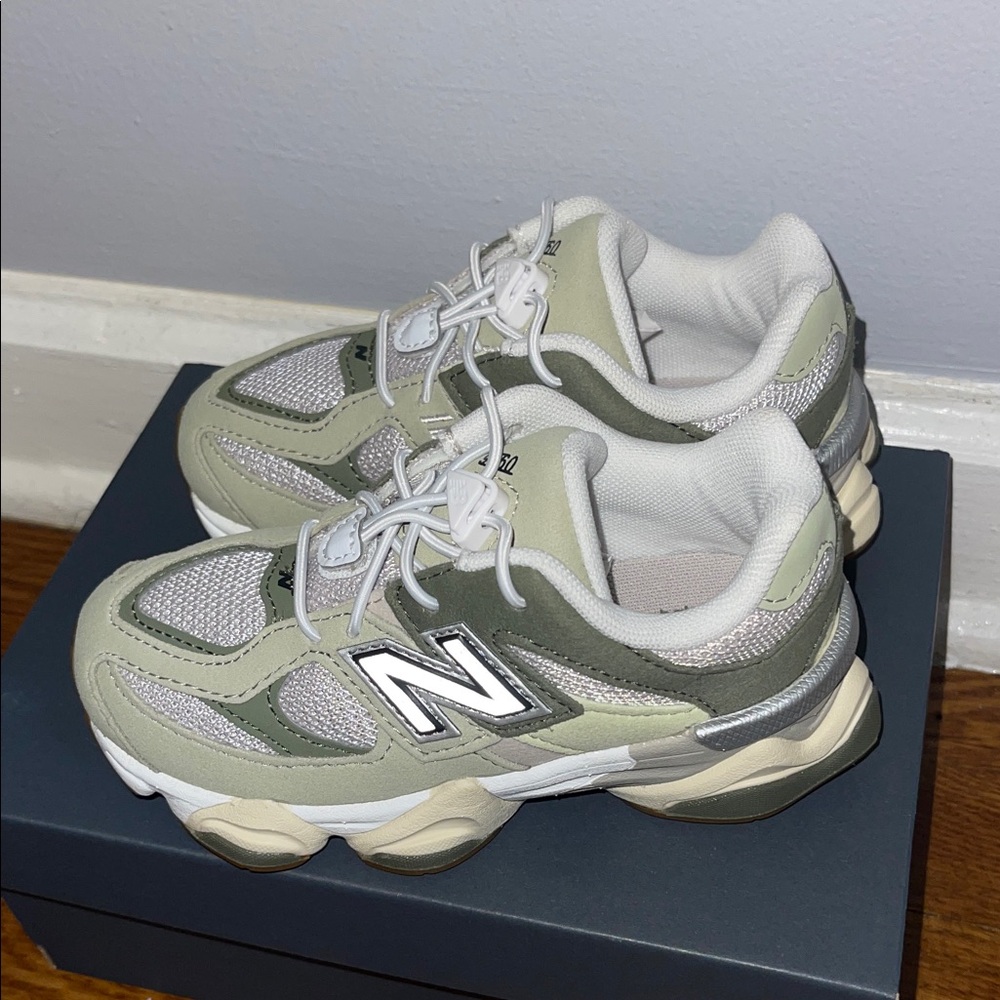 Toddler New Balance 9060 Light Olive Green and Beige Sneakers Size 10c New
